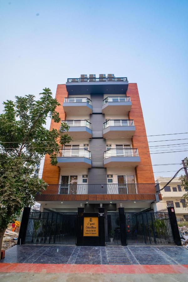 Apartment The Lodgers 1 Bhk Serviced Golf Course Road *