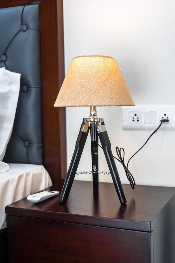 Apartment The Lodgers 1 Bhk Serviced Golf Course Road Gurgaon