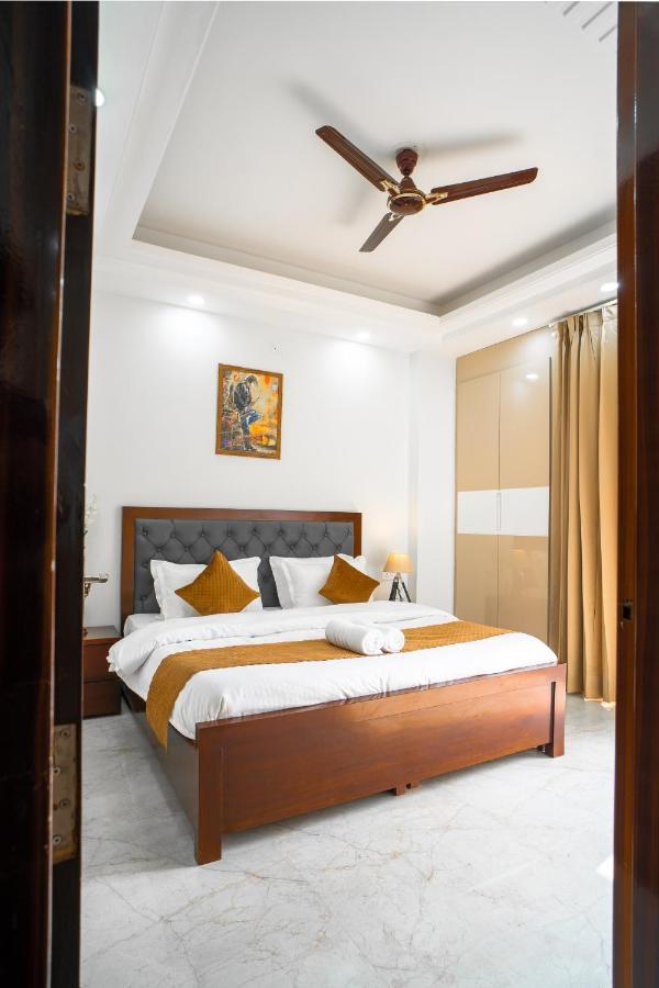 The Lodgers 1 Bhk Serviced Golf Course Road * Gurgaon