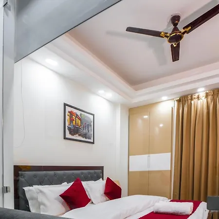 The Lodgers 1 Bhk Serviced Apartment Golf Course Road Gurgaon Exterior photo