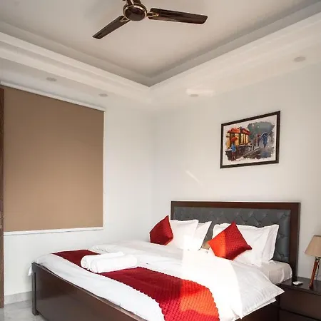 The Lodgers 1 Bhk Serviced Apartment Golf Course Road Gurgaon Exterior photo