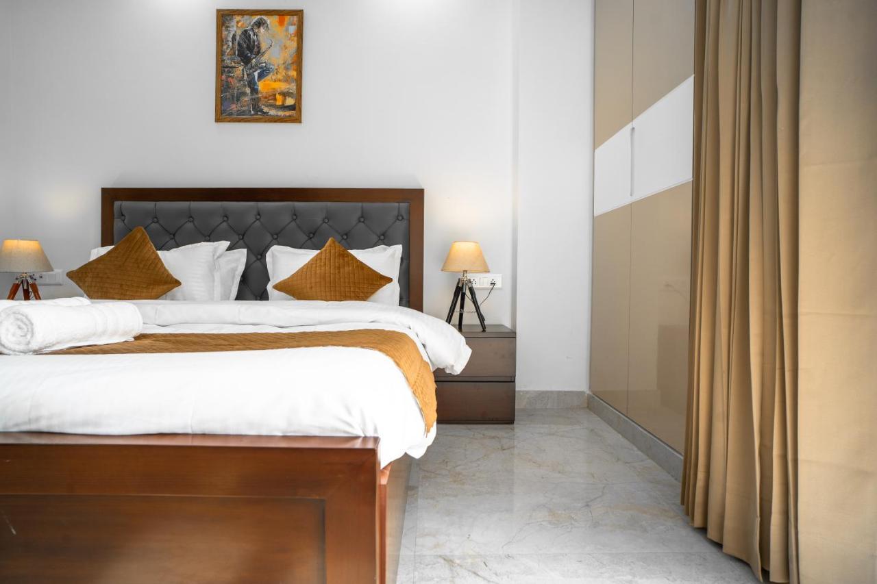 The Lodgers 1 Bhk Serviced Golf Course Road * Gurgaon