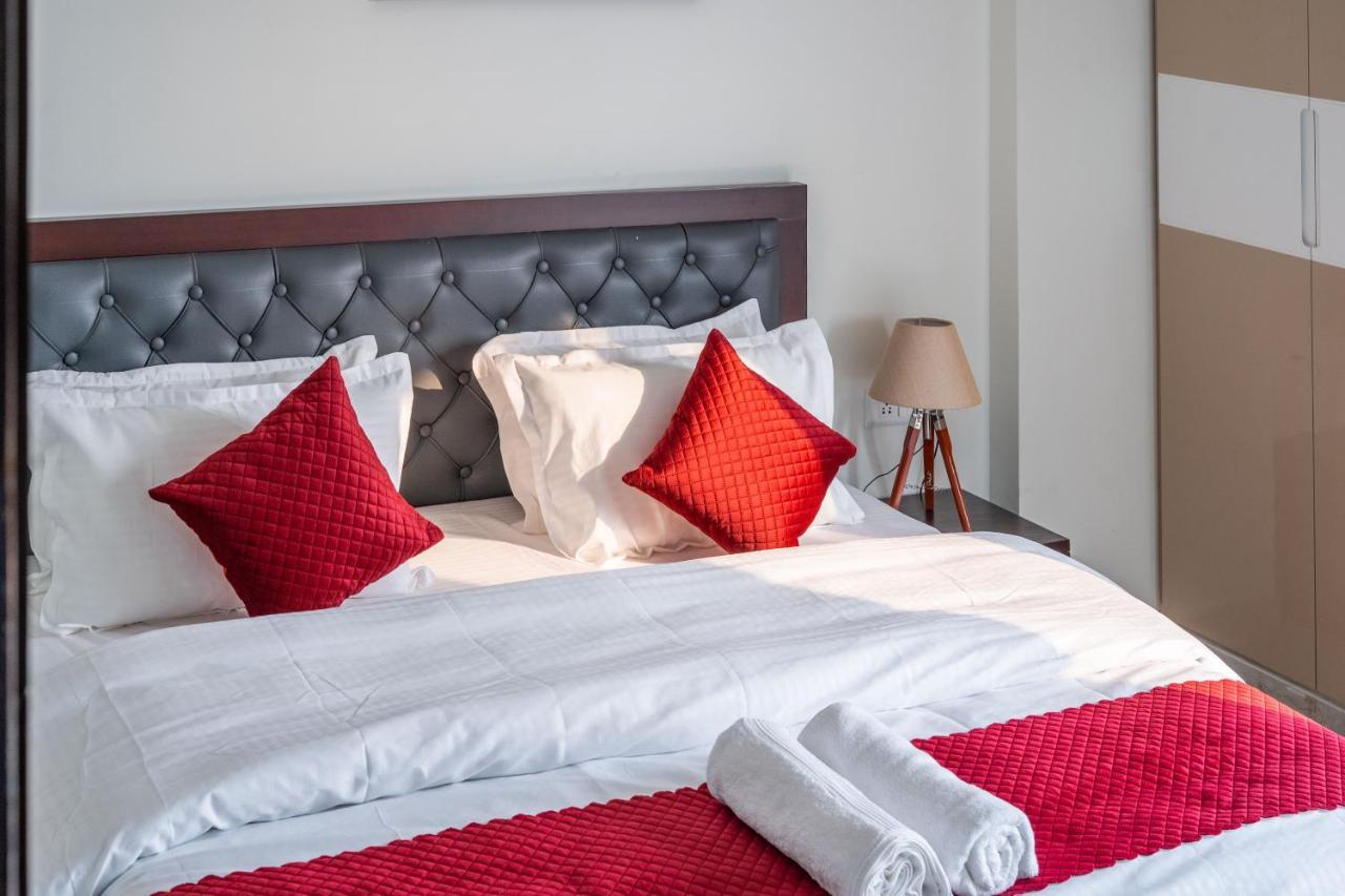 The Lodgers 1 Bhk Serviced Golf Course Road * Gurgaon
