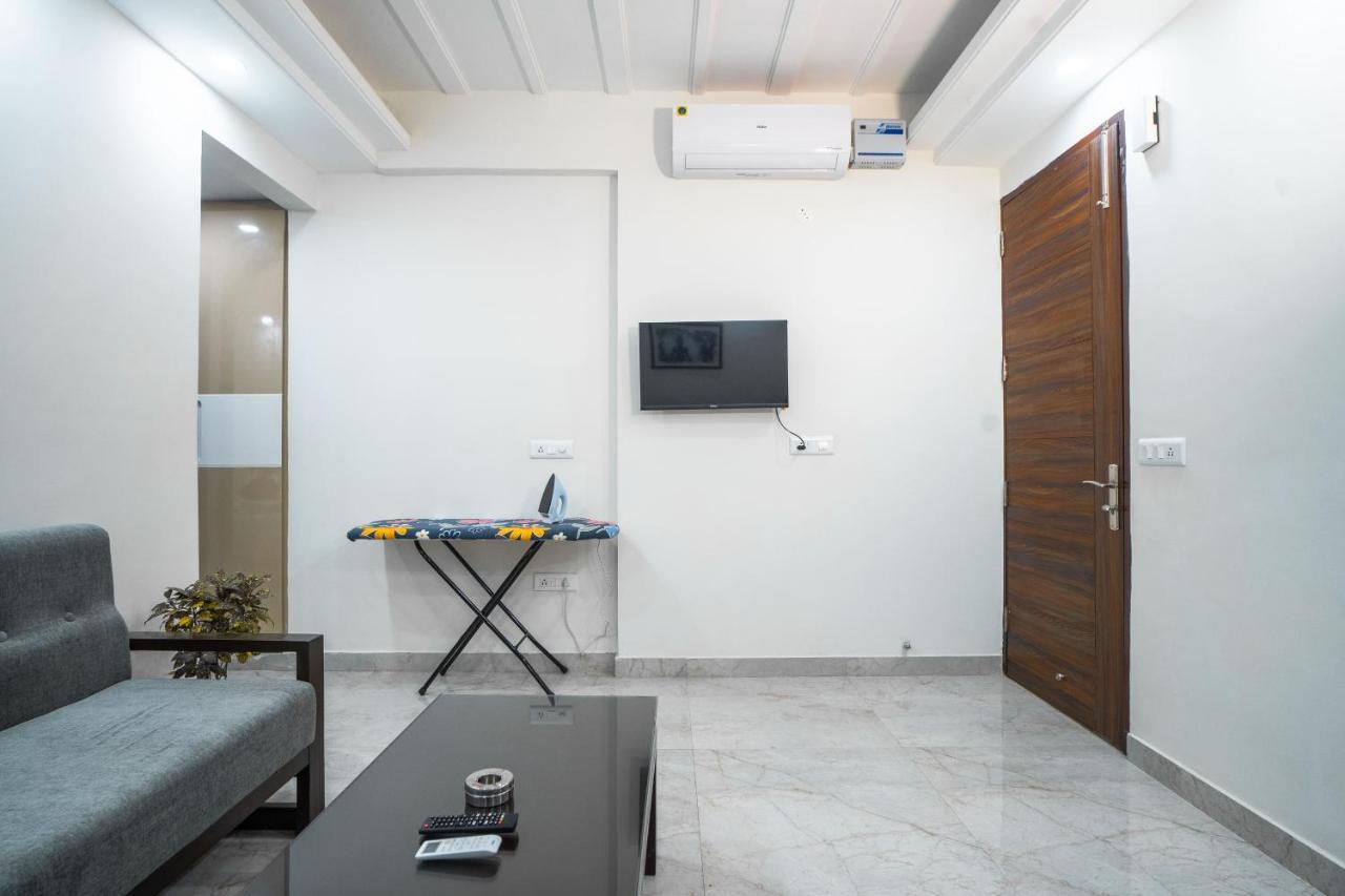 The Lodgers 1 Bhk Serviced Golf Course Road * Gurgaon